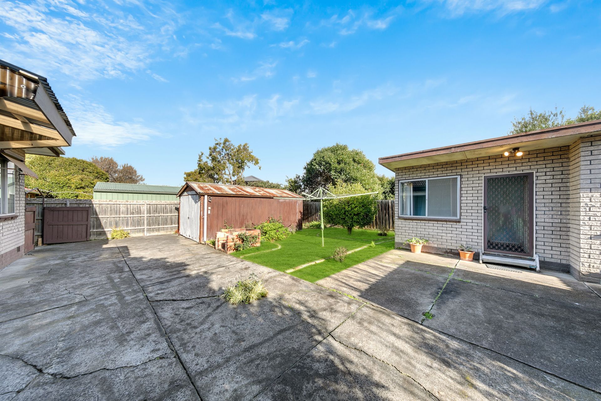 A Renovated 4 Bedroom Home on a potential packed 675m2 of land .....