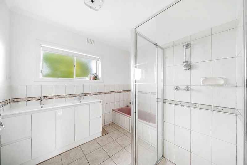 17 Burton Street, Lalor