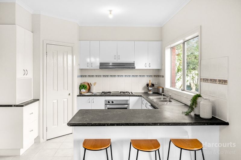 3 Brookside Court, Caroline Springs