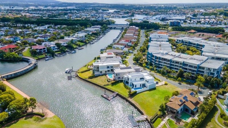 7425 Ellensbrook Drive, Hope Island - Thumbnail 6