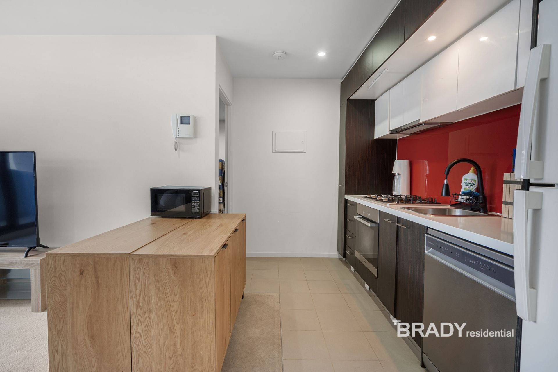 3105/8 Sutherland Street Melbourne VIC, Melbourne - Thumbnail 3