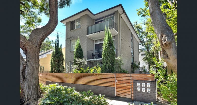 4/12 Dadley Street, Alexandria, Alexandria - Thumbnail 2