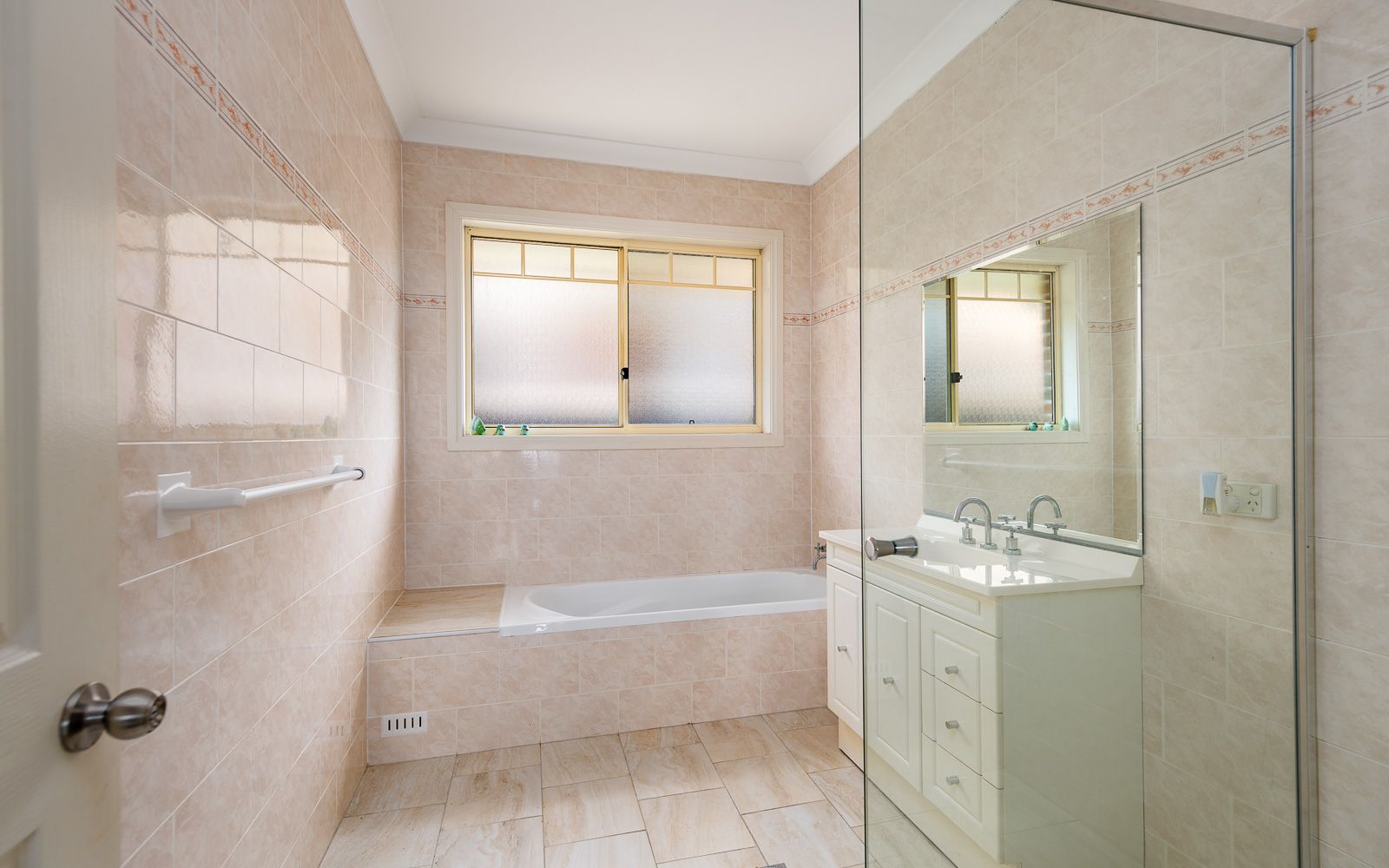 8 Wistaria Street DOLANS BAY 2229