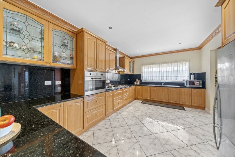 2 Amalfi Place, Epping