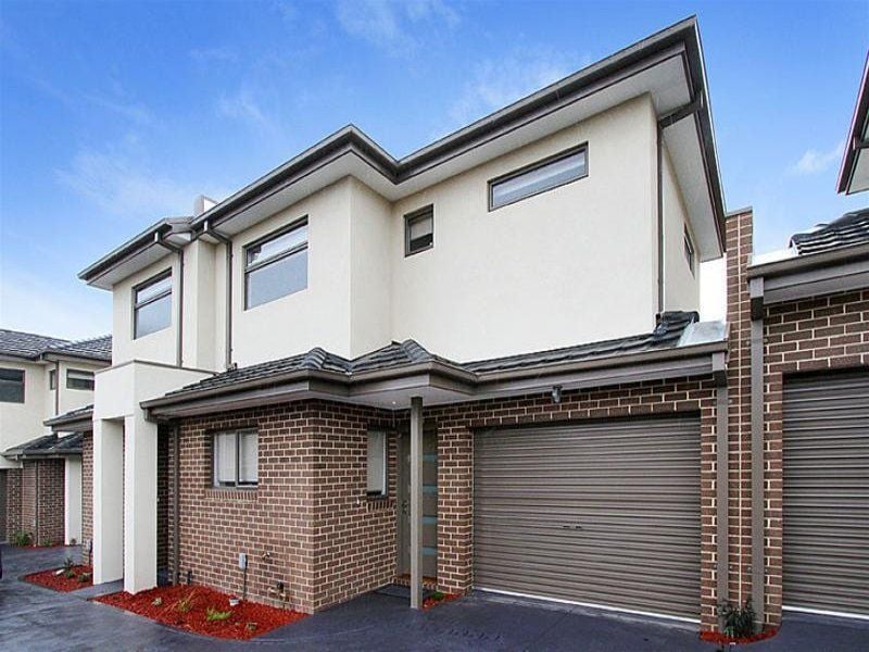 PERFECT TOWNHOUSE