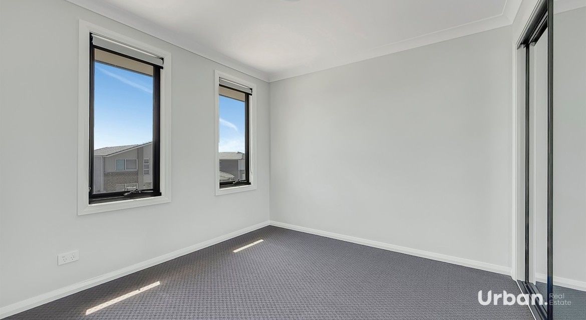 Austral 334 Ninth Avenue