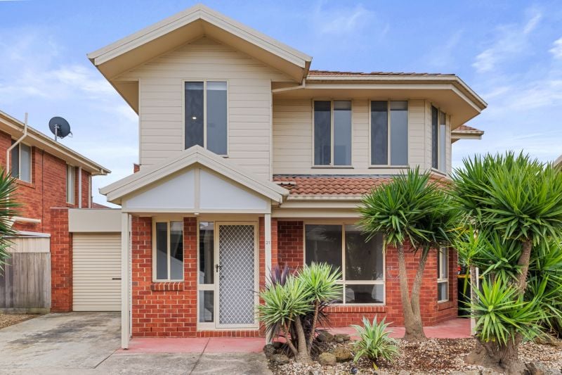 21 Pace Circuit, South Morang