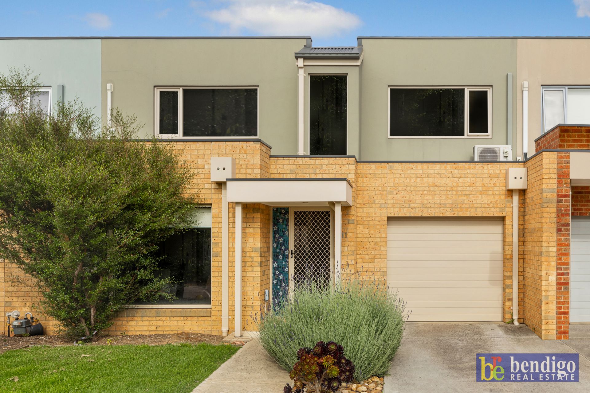 11/131 Havlin Street East Flora Hill VIC, Hill - Image 1