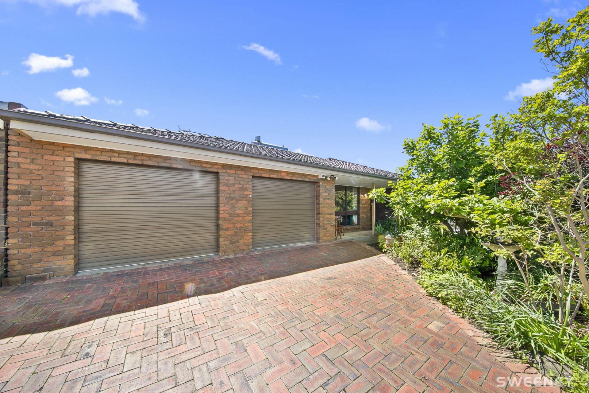 4 Investigator Grove, Altona Meadows - Thumbnail 2
