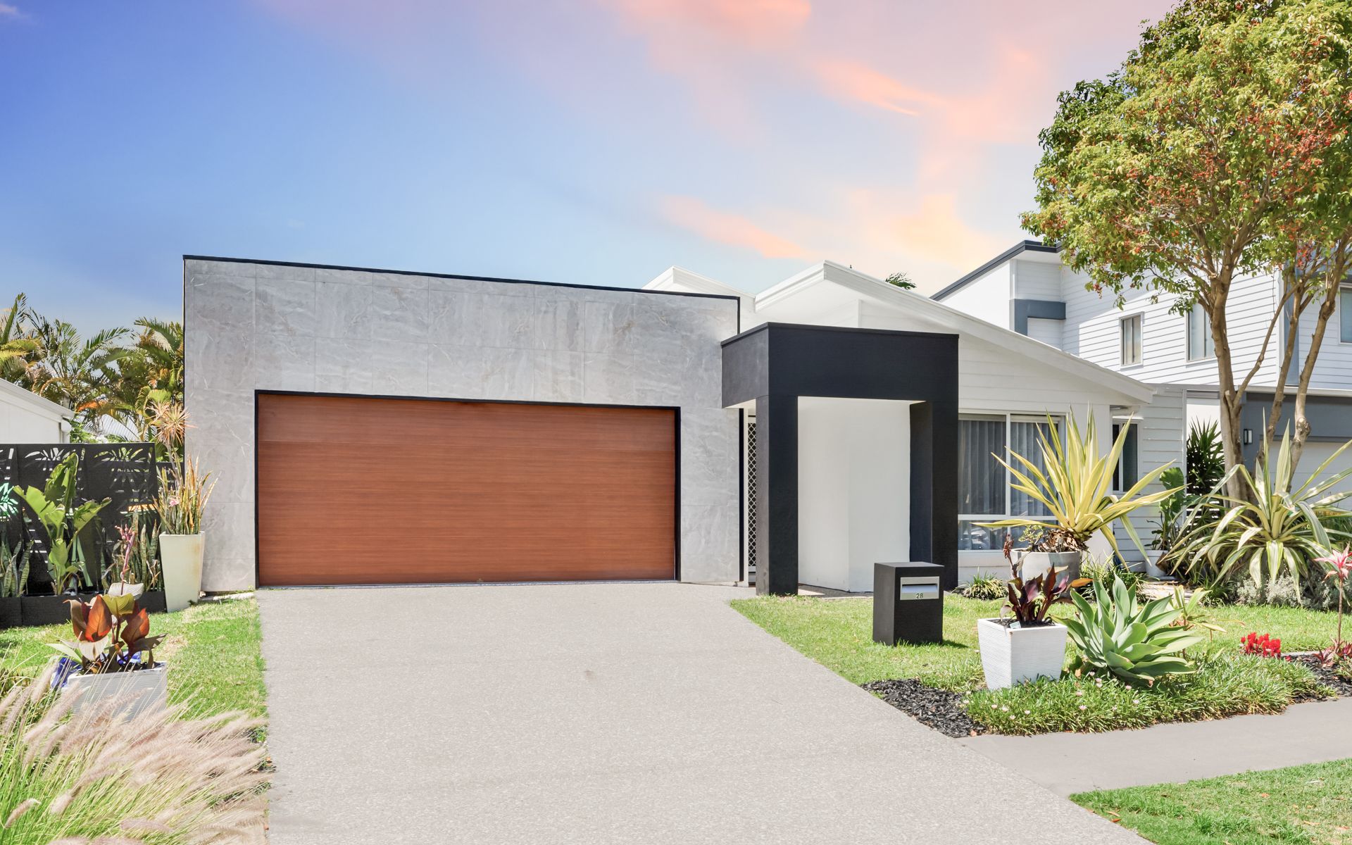 28 Cova Boulevard, Hope Island - Thumbnail 2