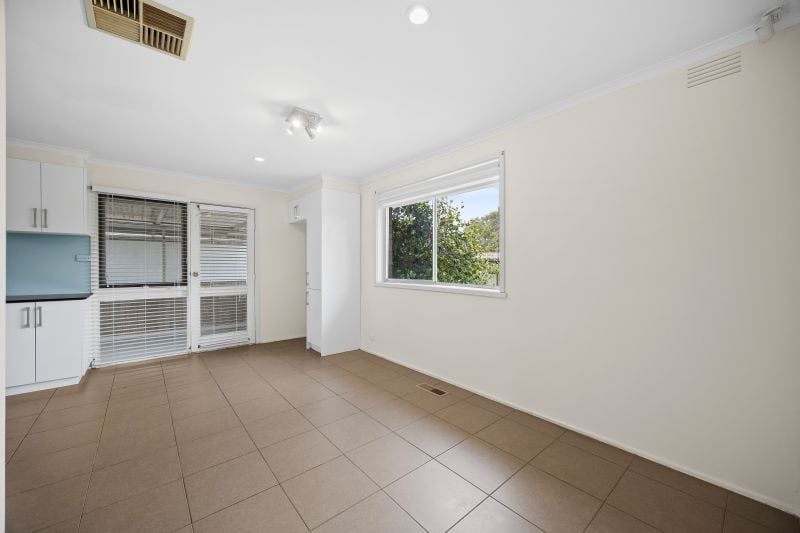 15 Peppercorn Parade, Epping