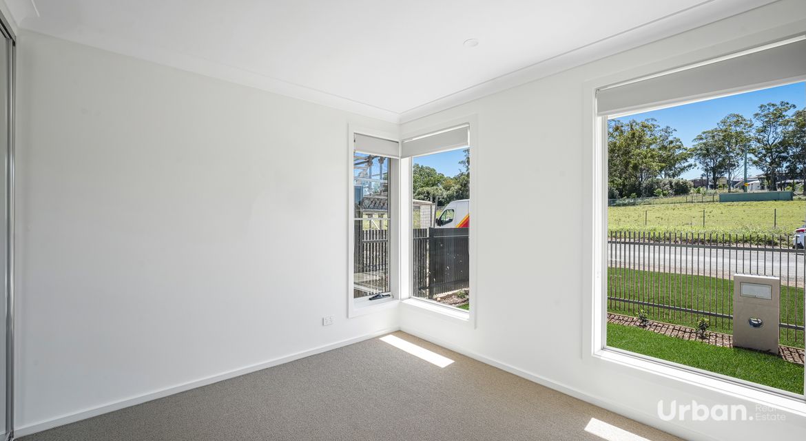 Vineyard 364 Commercial Road