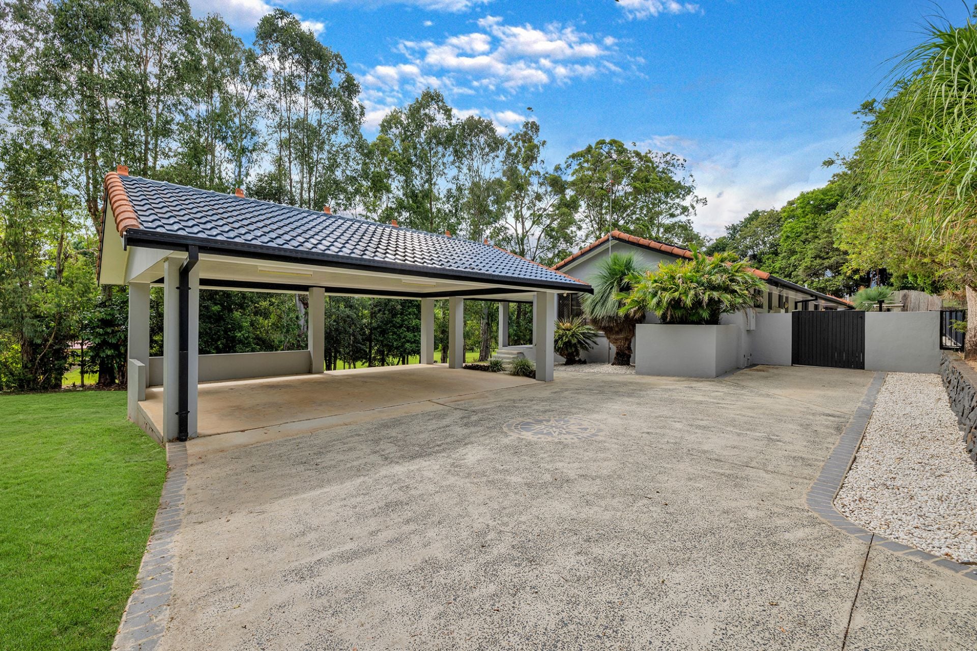 1 Willow Tree Drive, Chilcotts Grass - Thumbnail 6