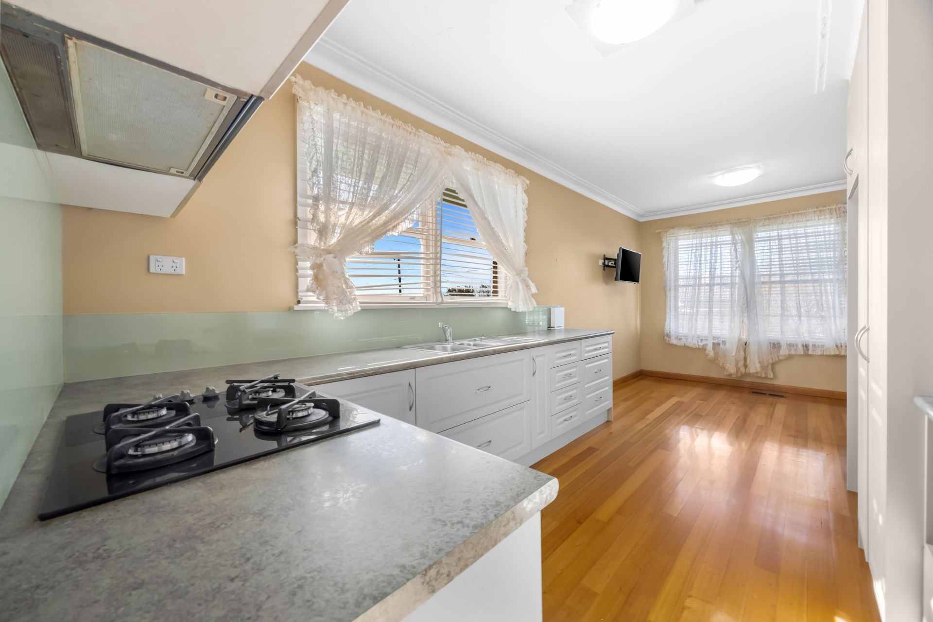 6 Hastings Street, Wendouree, Wendouree - Thumbnail 5
