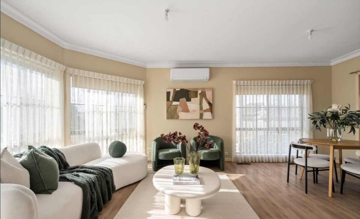 Comfortable Living in a Convenient Mill Park Location