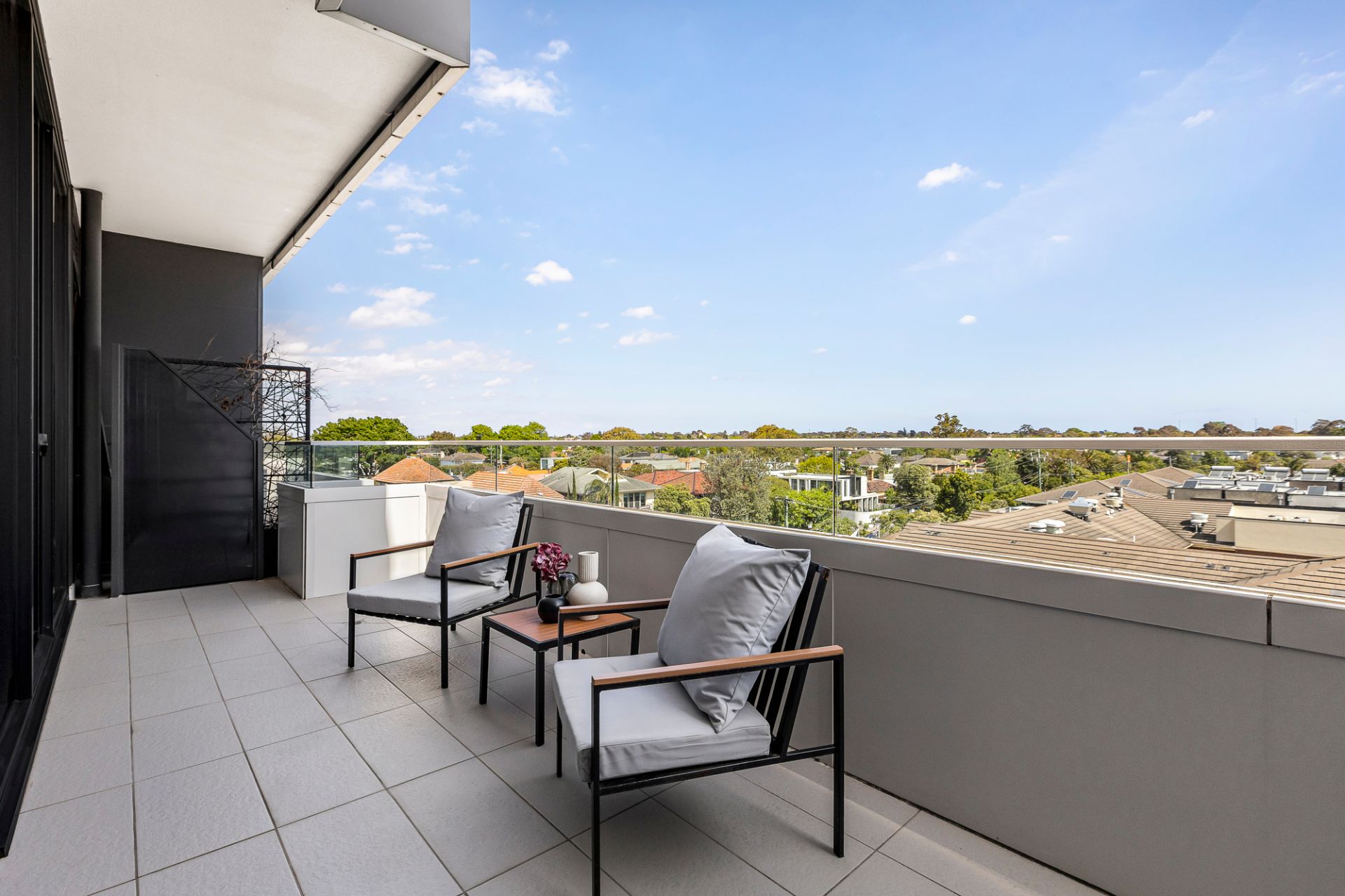215/380 Bay Street, Brighton, Brighton - Thumbnail 3