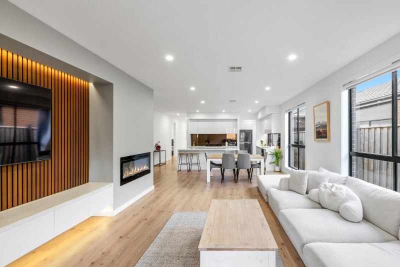 16 Petronas Drive, Fraser Rise