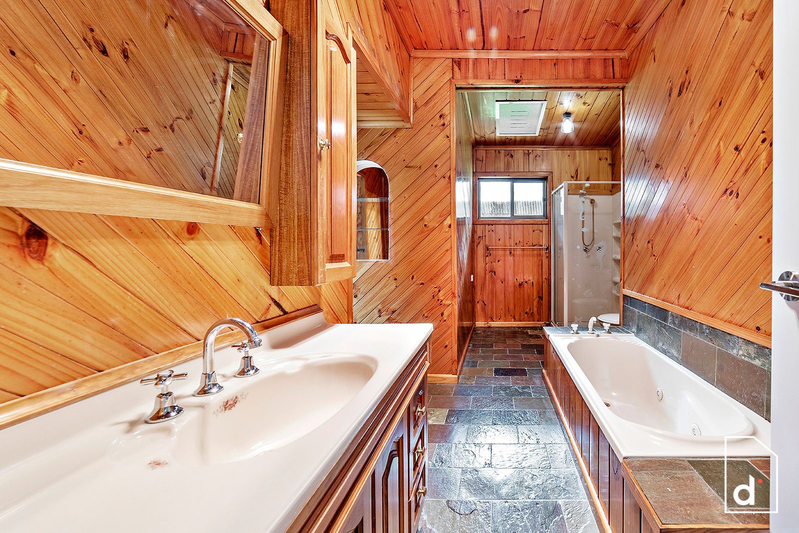 1 Beattie Avenue, Bulli NSW