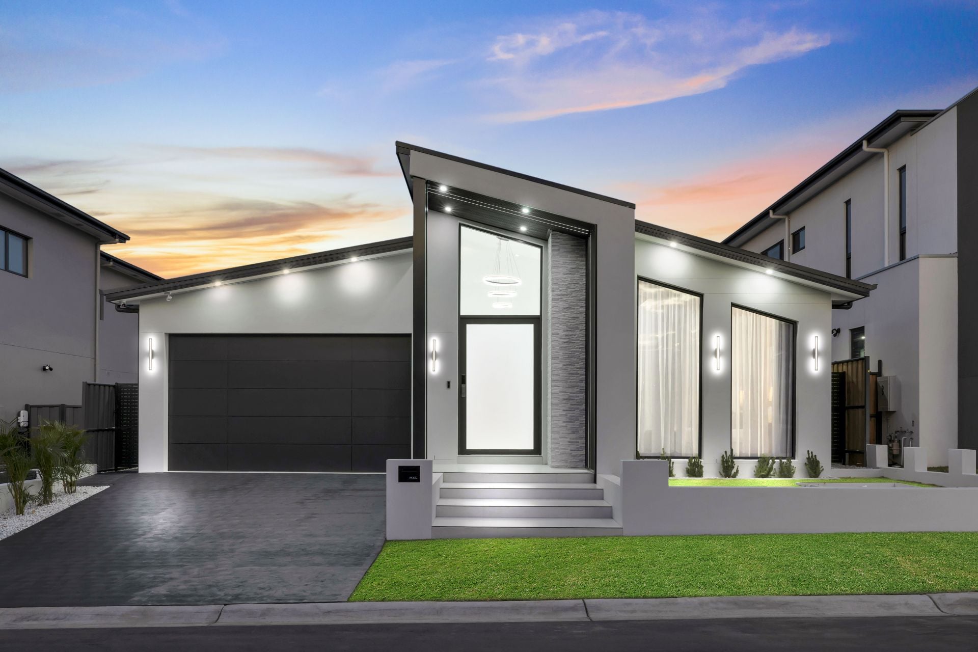 16 Kimberlite Road (Gables), Box Hill - Image 1