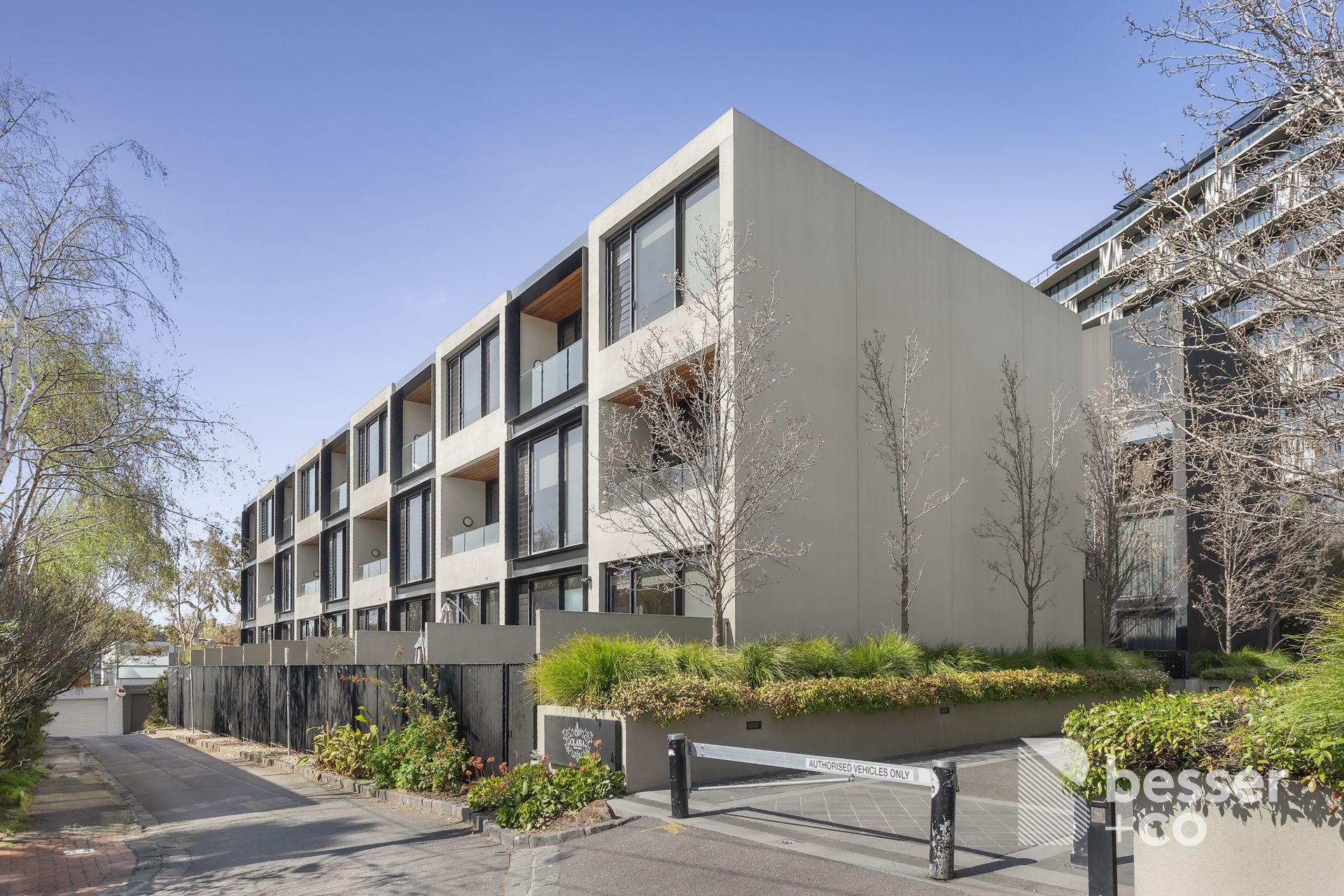 307/3 Clara Street, South Yarra - Thumbnail 2
