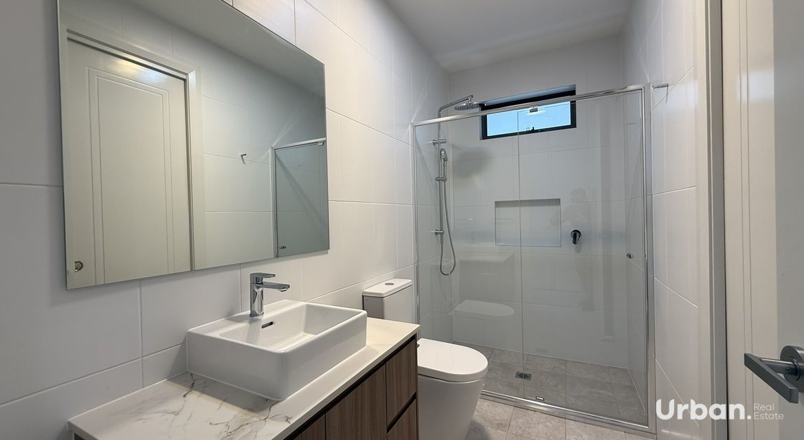 Gledswood Hills 24 Cohen Street