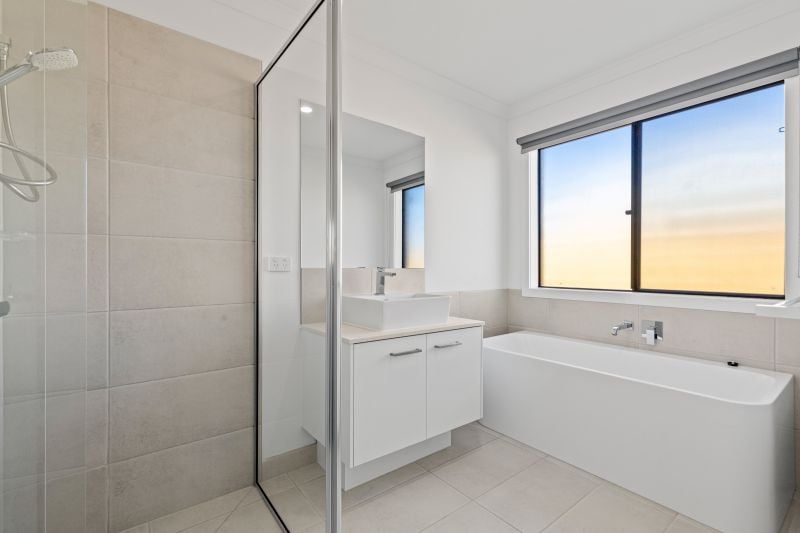 4 Tipperary Drive, Rockbank