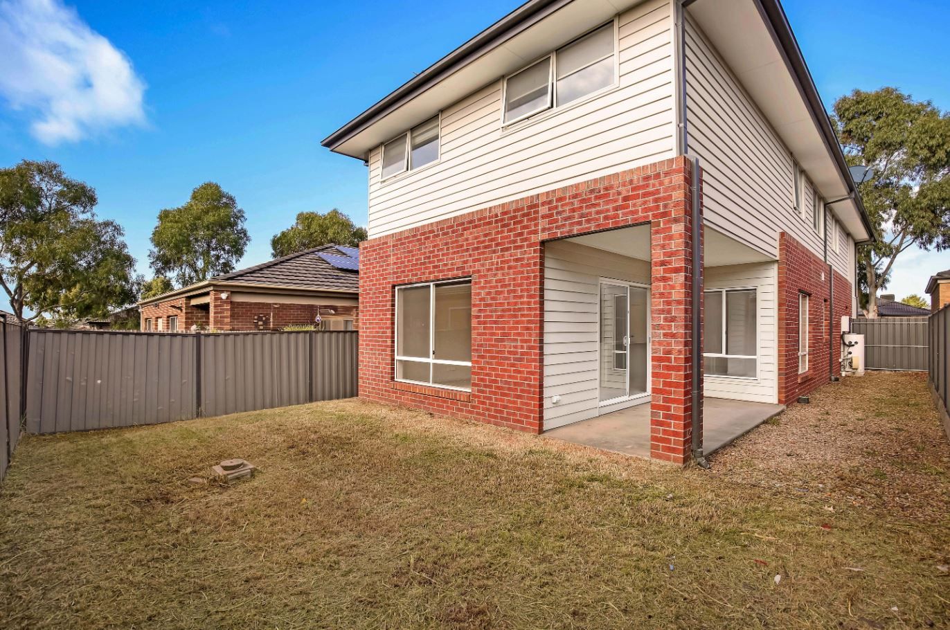 SPACIOUS FAMILY HOME!!