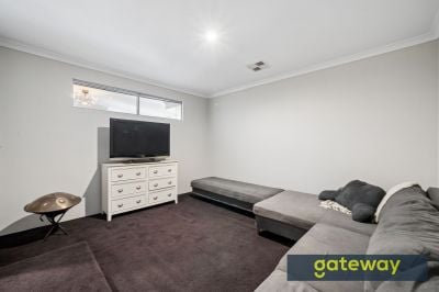 2 Grampian Crescent, Aubin Grove