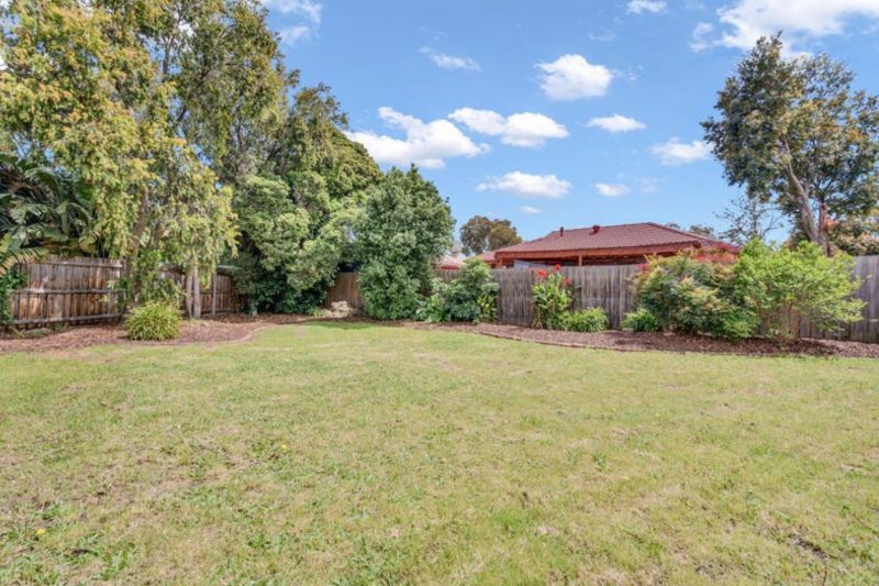 5 Redfield Court, Mill Park