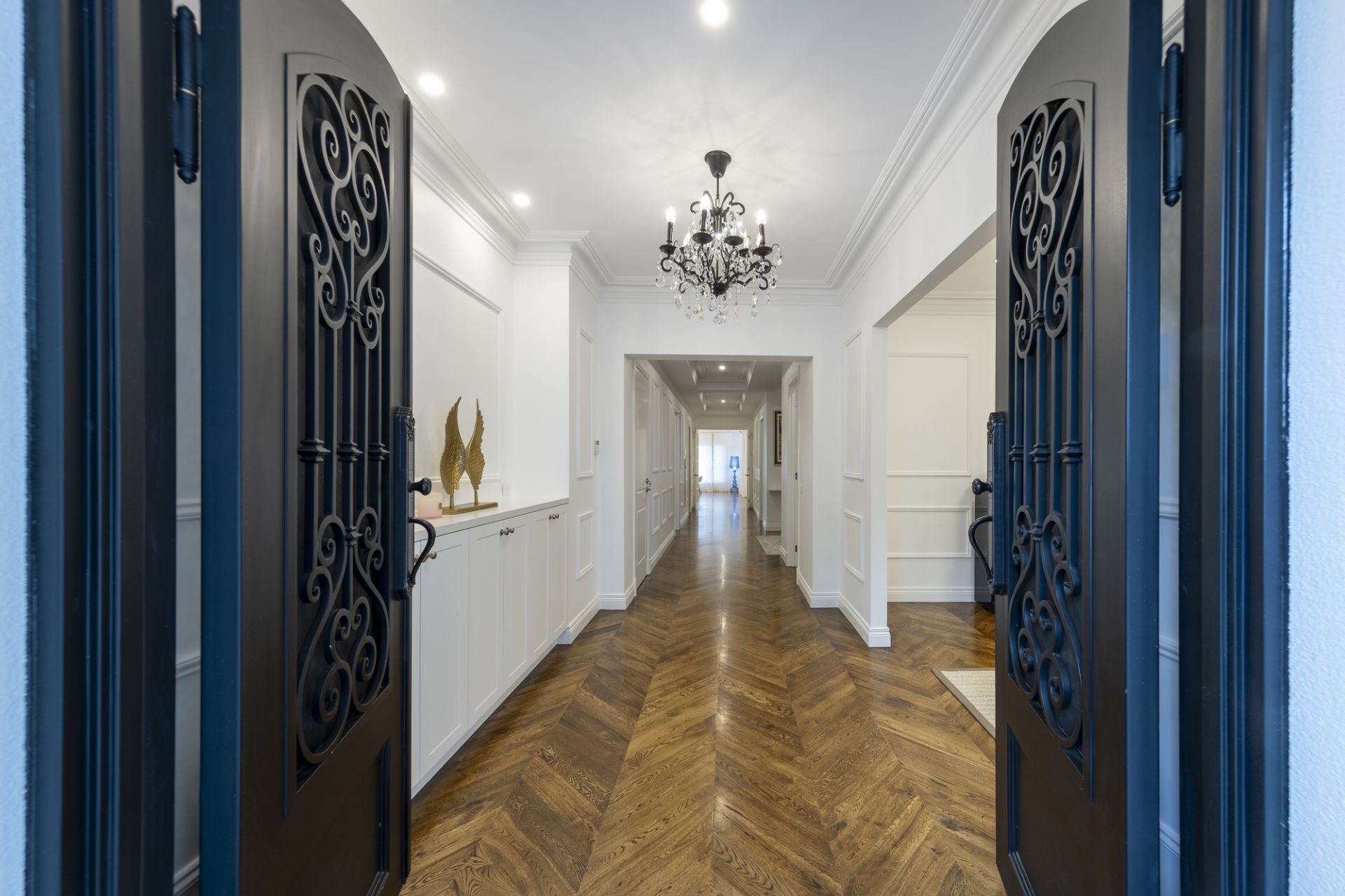 17 Carramar Avenue, Camberwell, Camberwell - Thumbnail 2