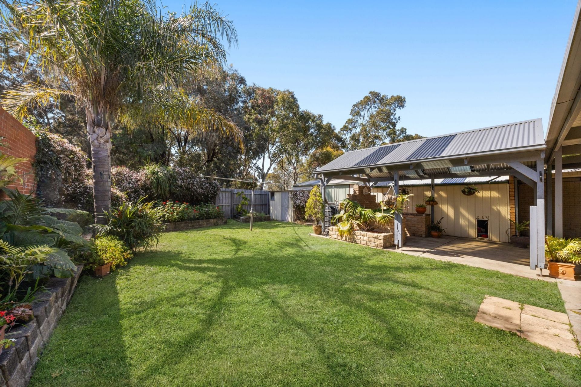 Space, Flexibility and an Impressive Backyard Setup