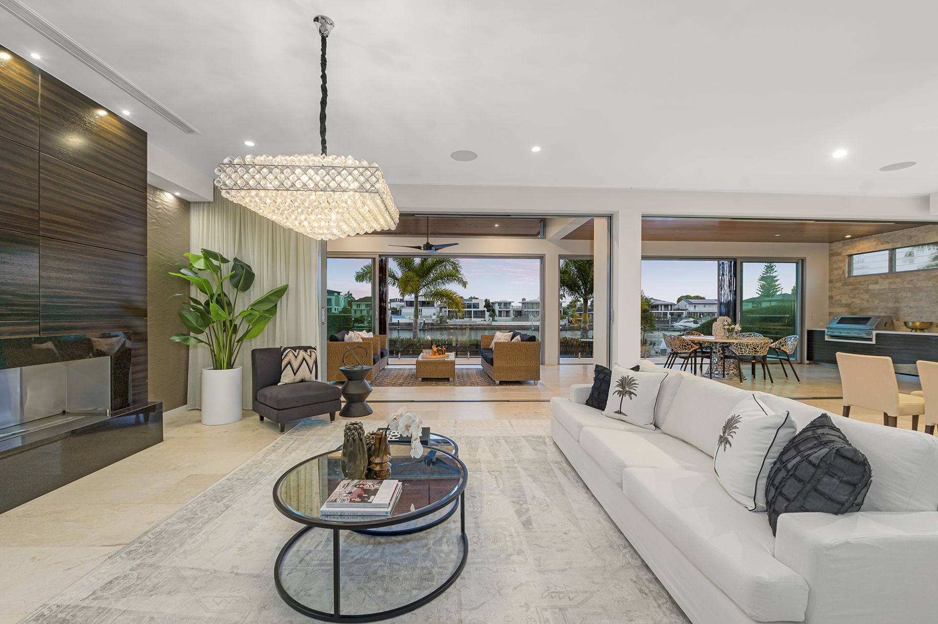 126 Amalfi Drive, Isle Of Capri QLD 4217, Surfers Paradise - Thumbnail 4