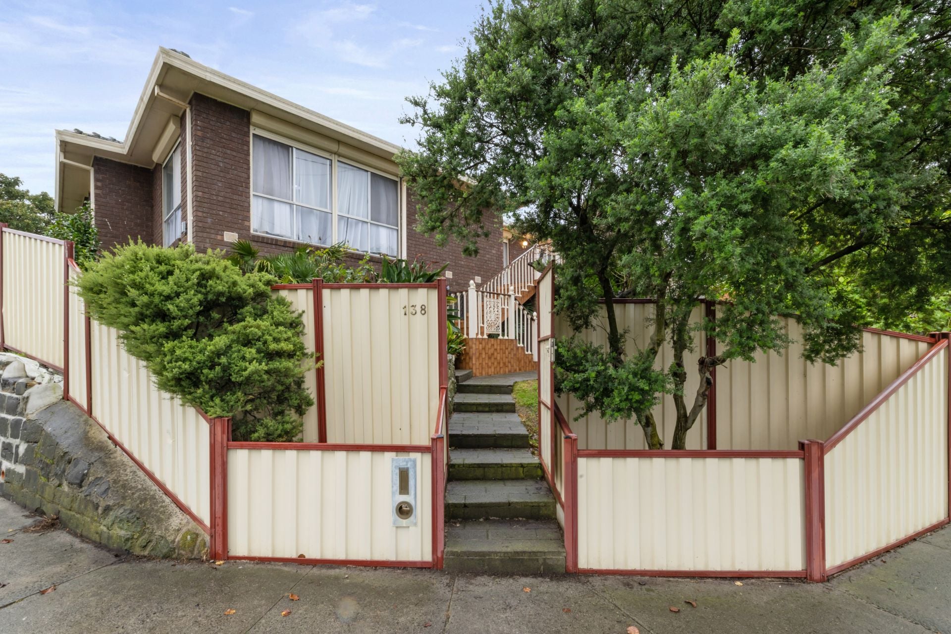 Corner Family Sanctuary Filled With Light, Space & Lifestyle Appeal