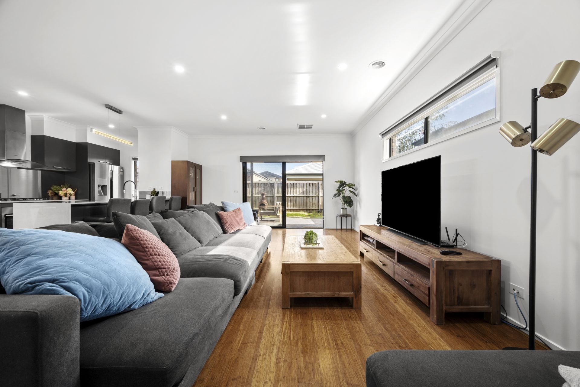 Stylish Family Living In A Convenient Mernda Location