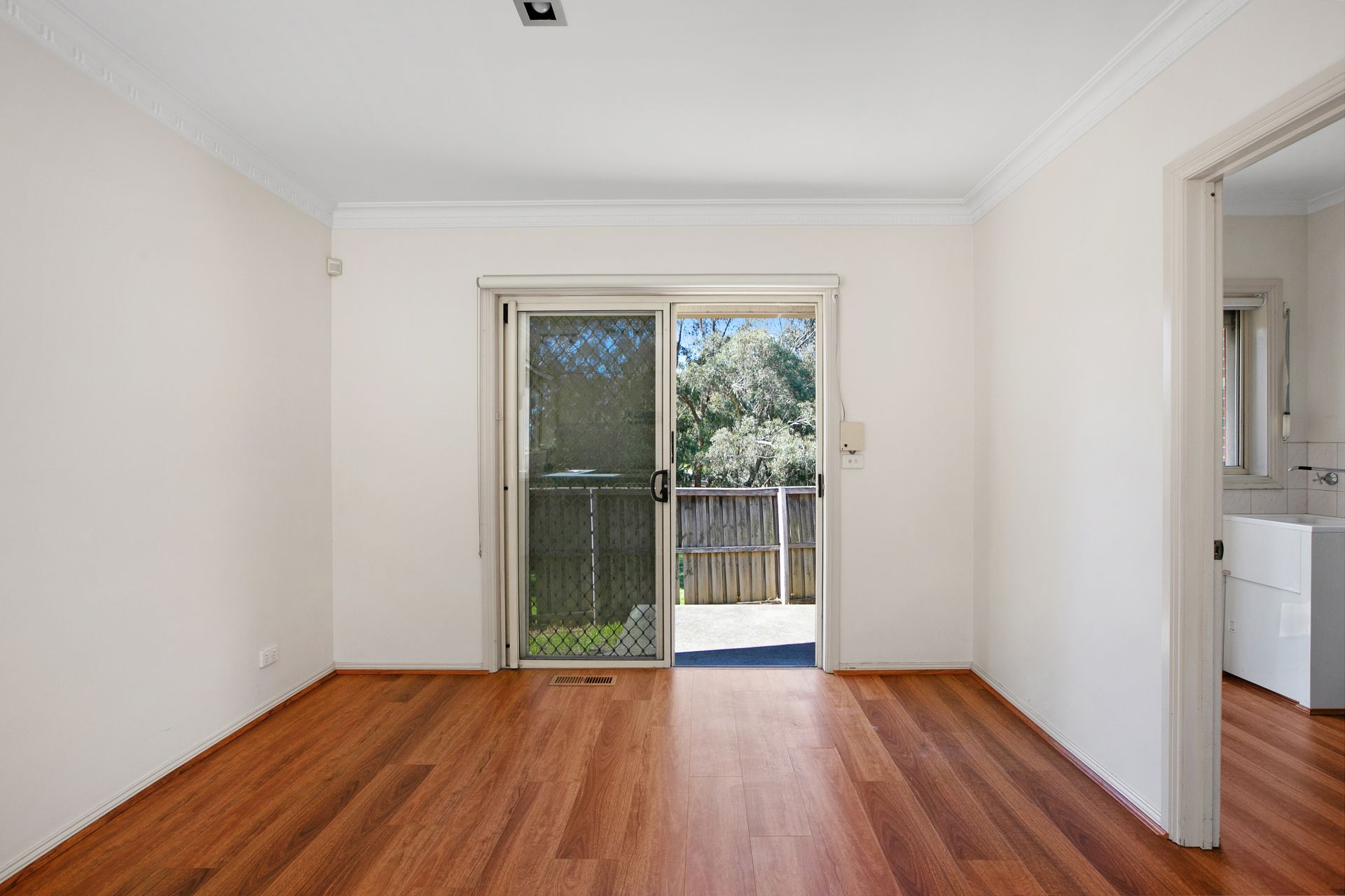 Stylish Terrace Living In A Convenient Location