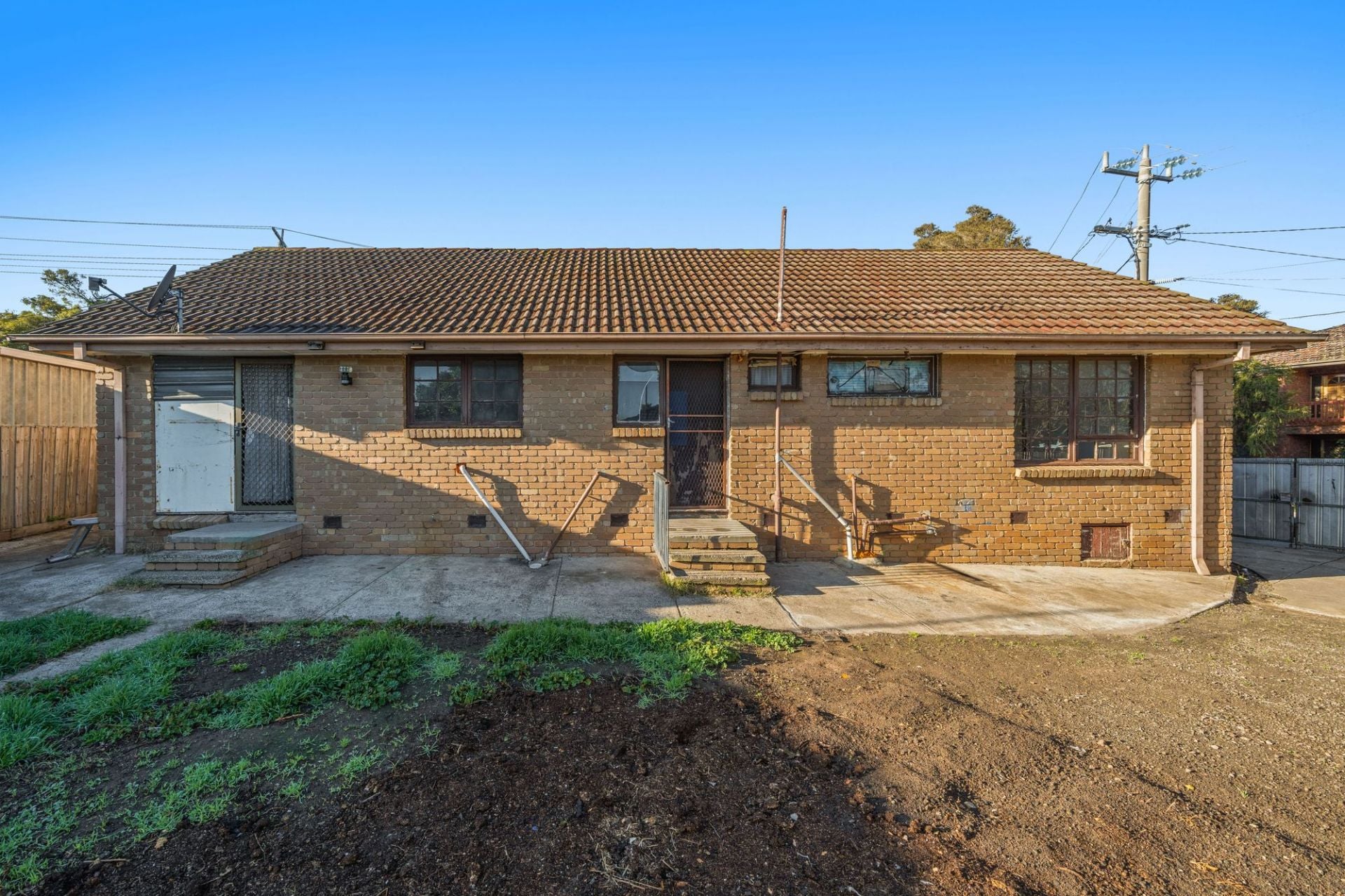 Renovate, Rebuild or Redevelop – Corner Block Potential