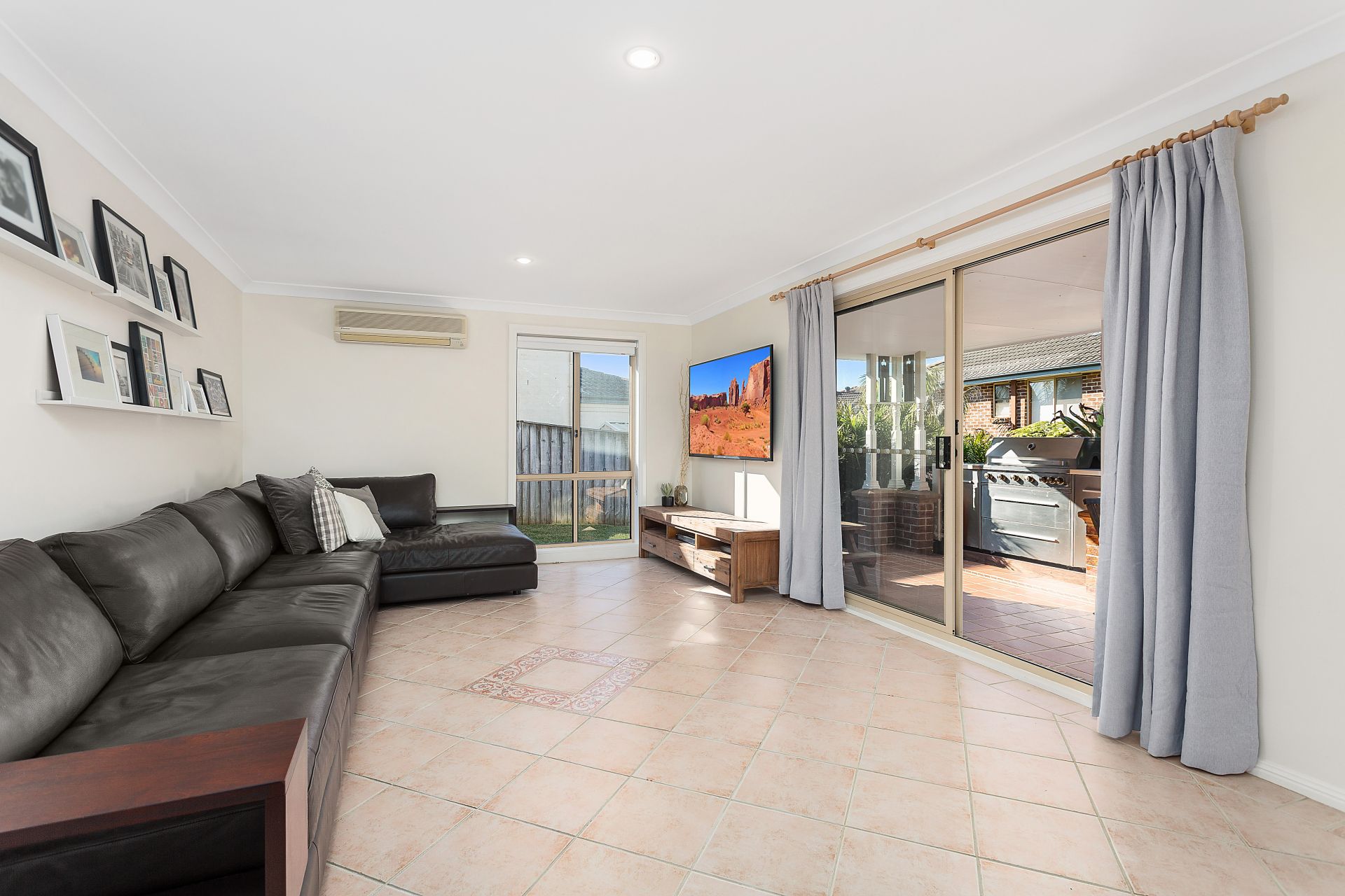 12 Ravensbourne Circuit Dural NSW, Dural - Thumbnail 8