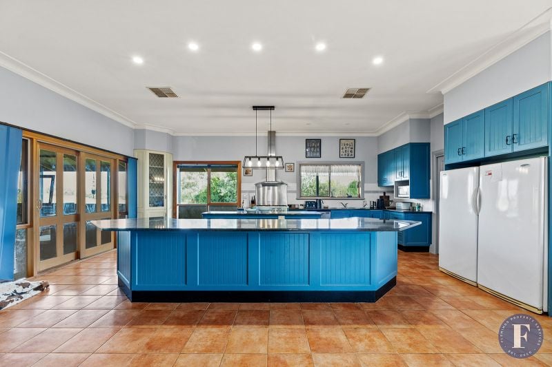 6 Campbells, Road, Young NSW, Road, Young - Thumbnail 5
