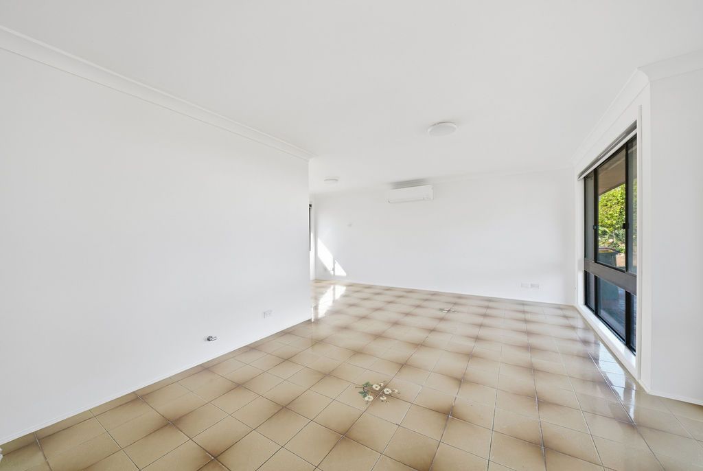 9 Natchez Crescent, Greenfield Park NSW, Greenfield Park - Thumbnail 6