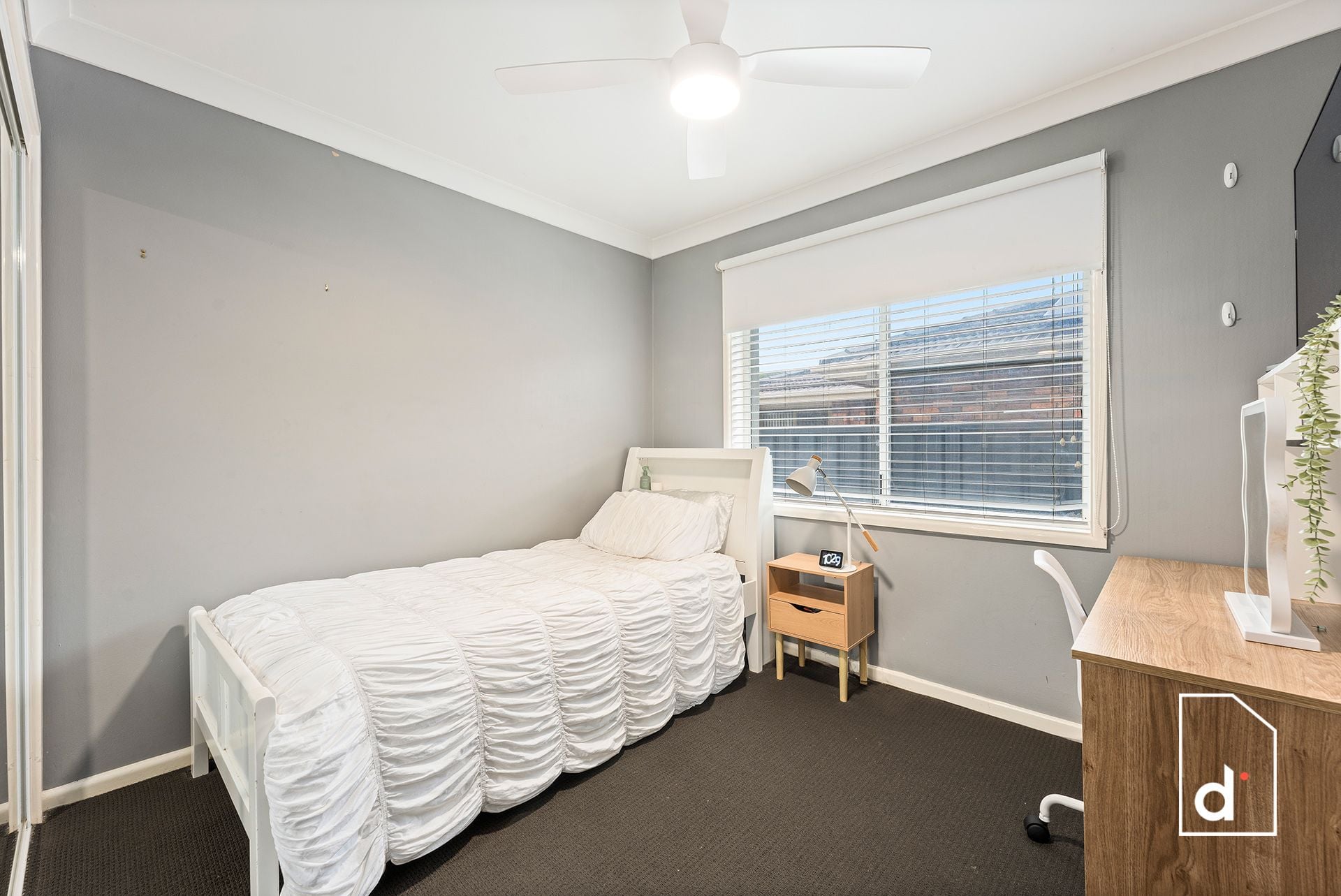 15 Doris Avenue, Woonona NSW