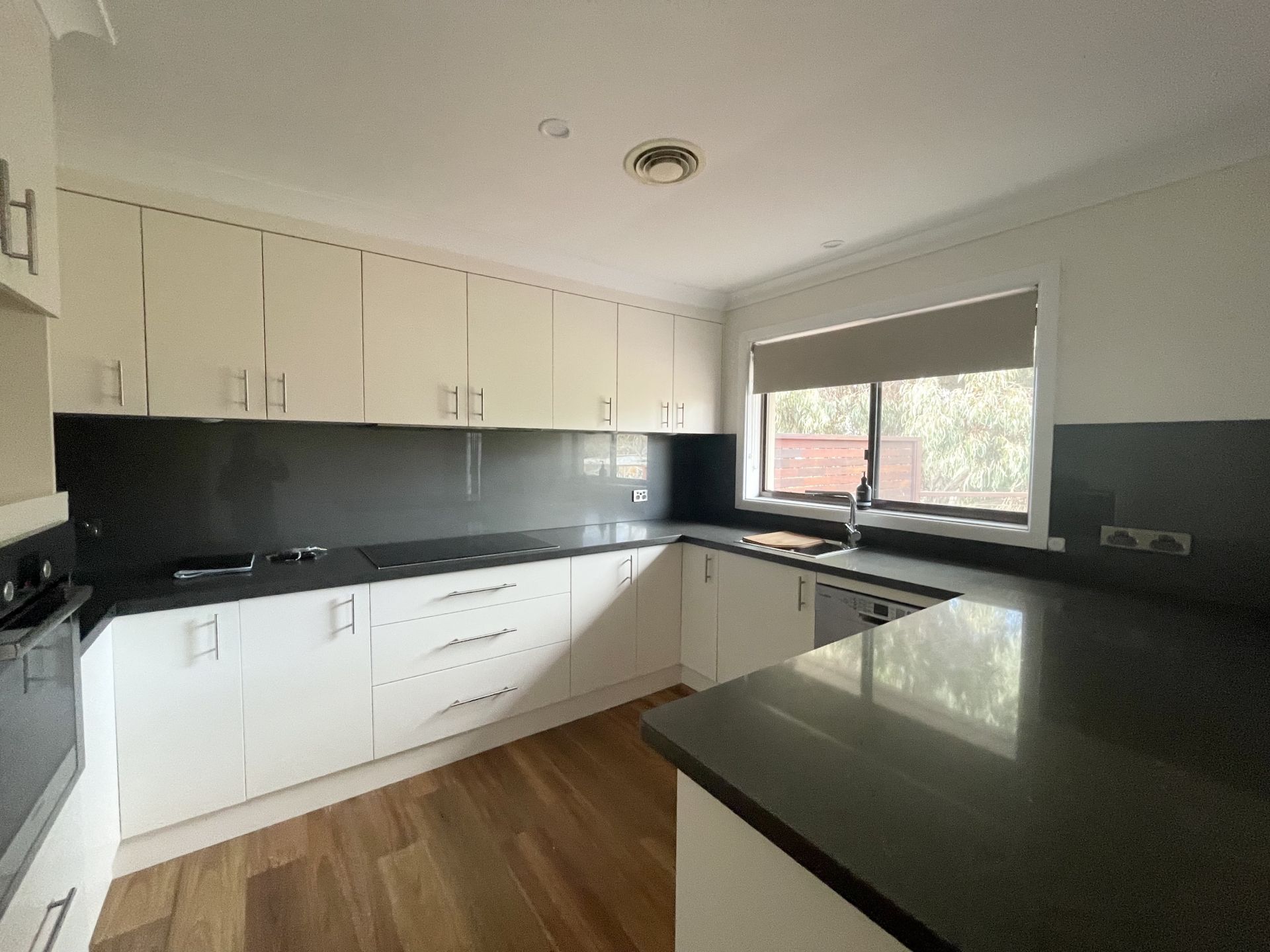 12 Back Creek Road, Young NSW, Young - Thumbnail 4