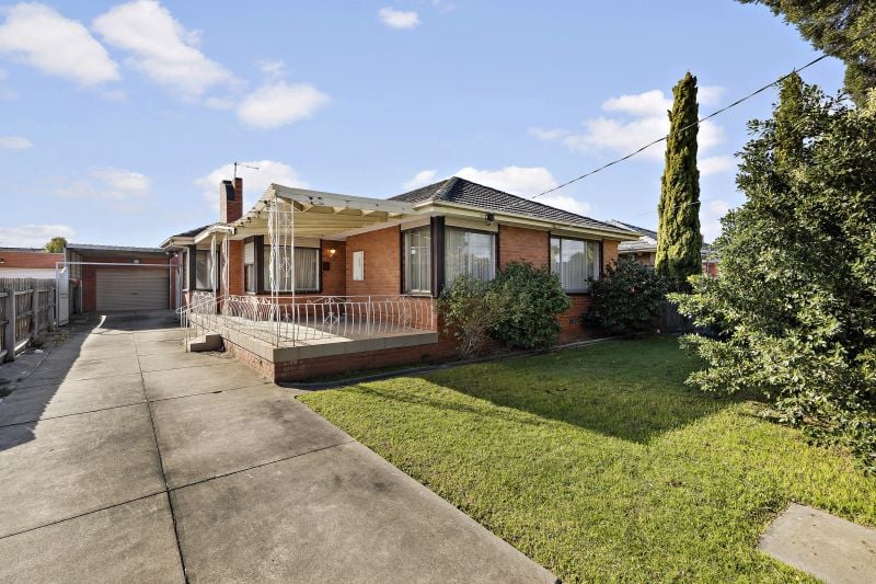 8 Burton Street, Lalor