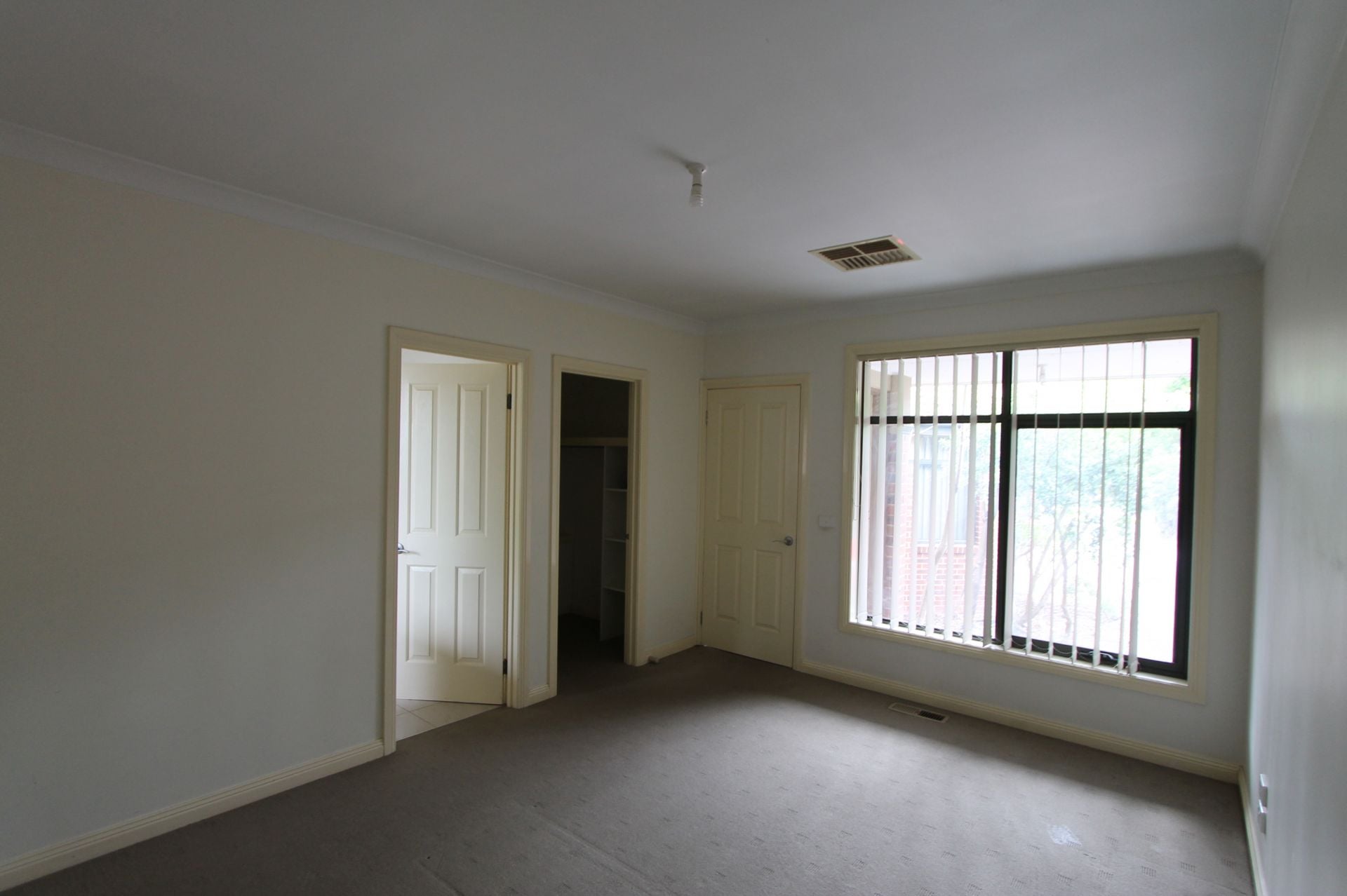 Prime Location & Easy Living!