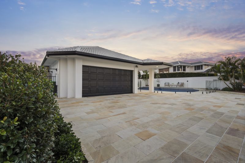 $ 2,970,000, Benowa Waters - Thumbnail 8