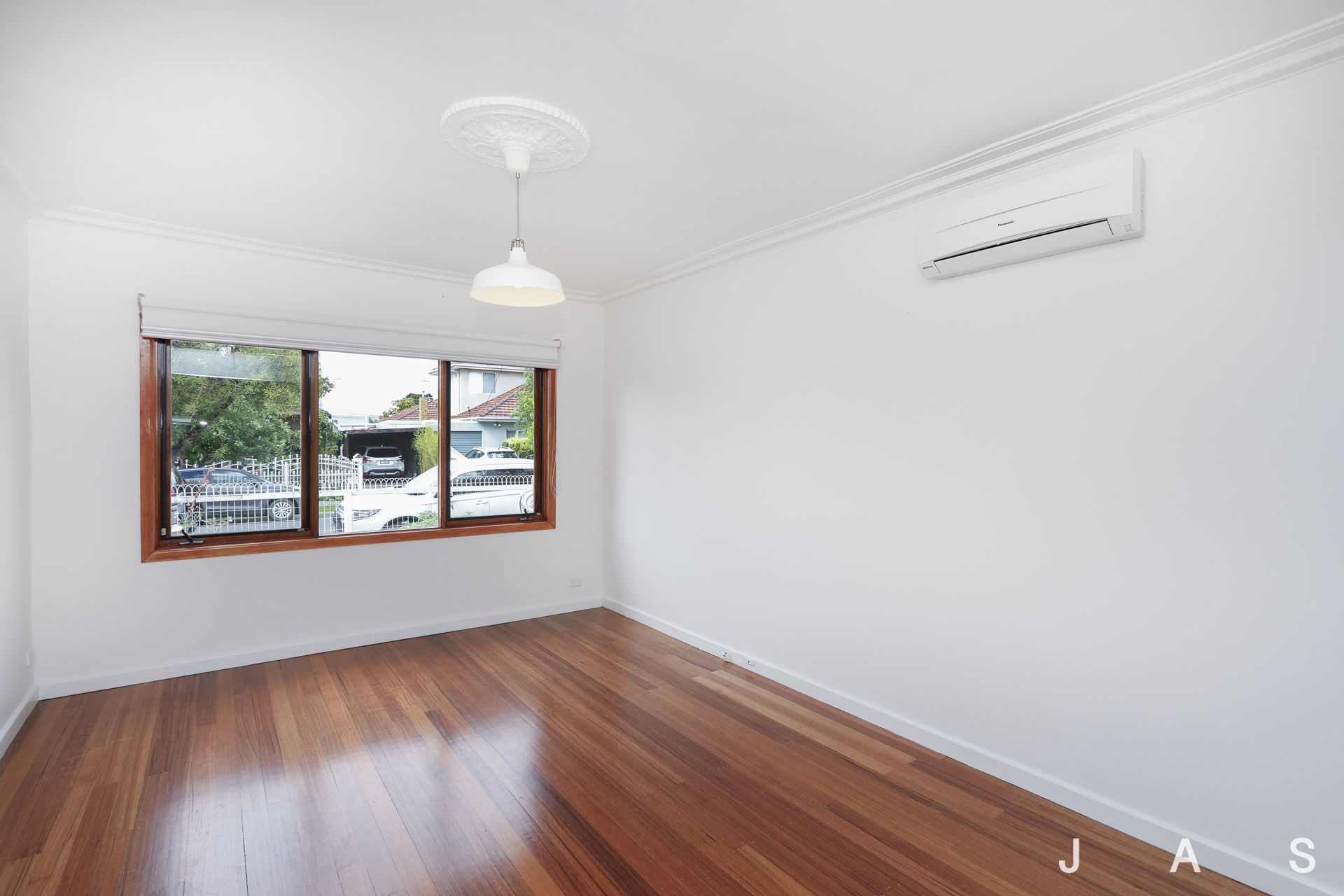 2 Burns Street Maidstone VIC, Maidstone - Thumbnail 4