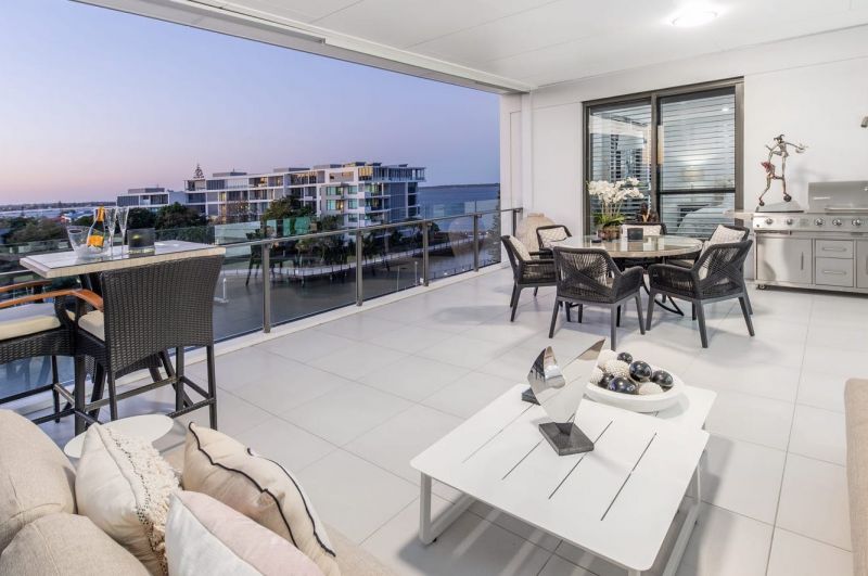 2501/323 Bayview Street, Hollywell QLD 4216, Hollywell - Thumbnail 2