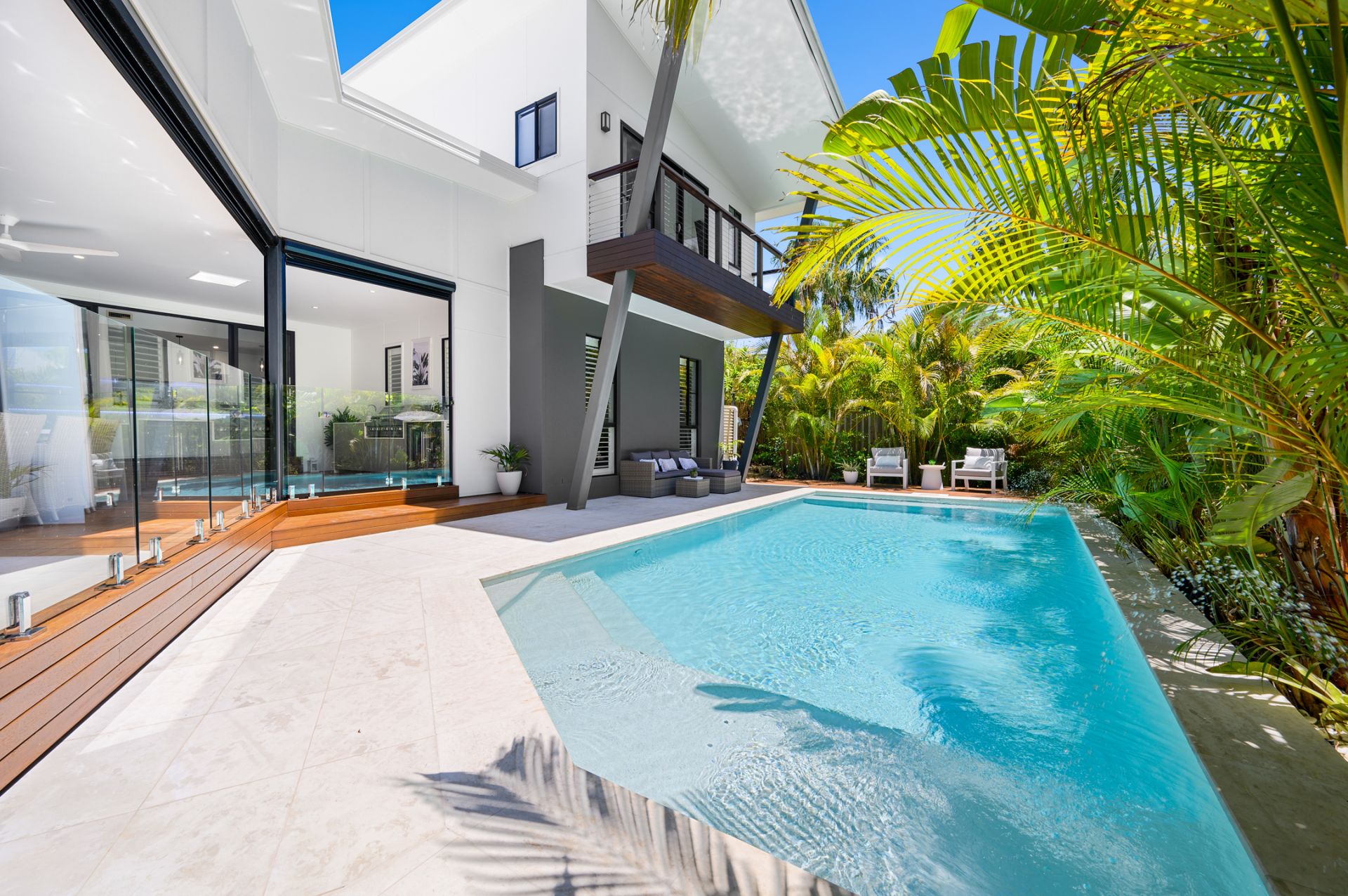 13 Ruthean Circuit, Coomera Waters - Thumbnail 2