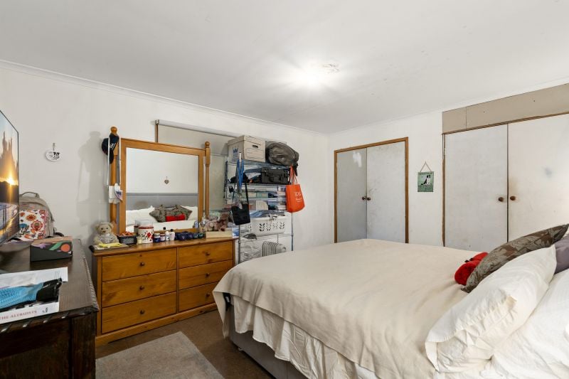 13 Mulberry Parade, Heidelberg West