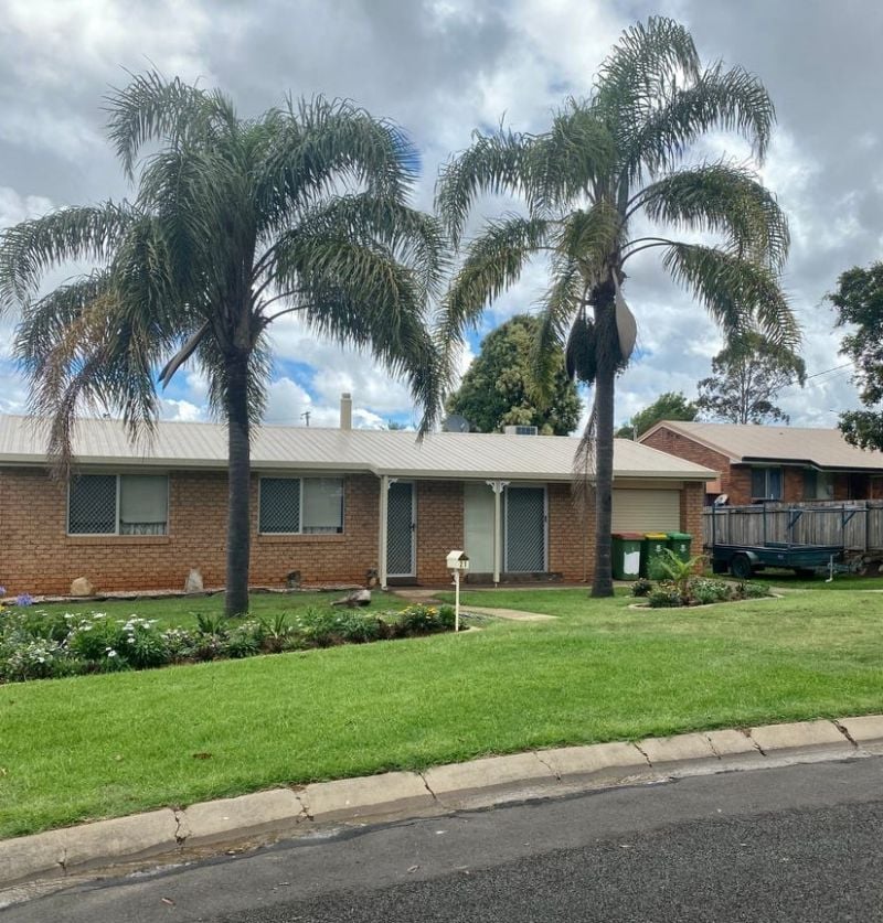 Perfectly Positioned Home in Established, Friendly Neighbourhood