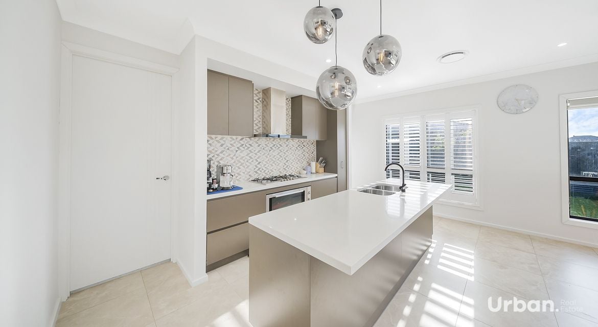 Lochinvar 28 Springfield Drive